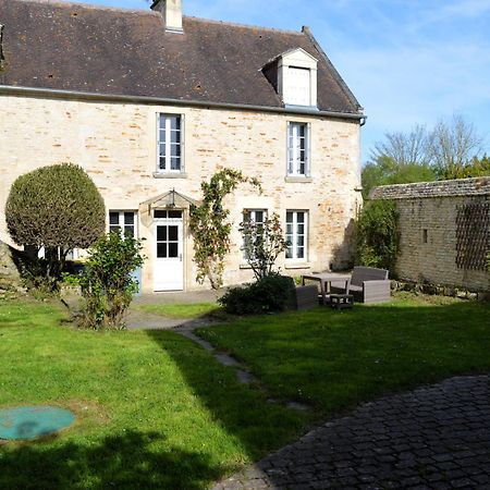 L'Auberge Du Lavoir, Maison En Pierres Avec Jardin Cairon Exterior foto